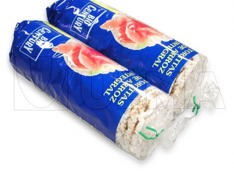 Rijstwafels verpakt op flow pack machine (hffs)