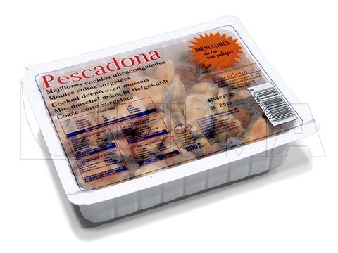 Bevroren mosselen verpakt met thermoformer